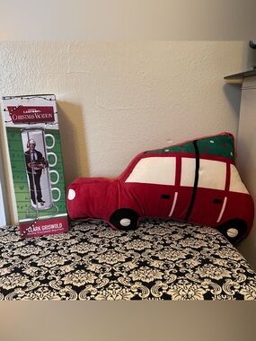 National Lampoons Christmas Vacation Clark Griswold Cup Set & Car w/ Tree Pillow